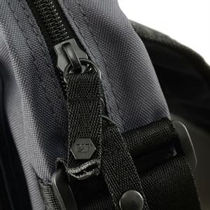 Caterpillar-Cartera-Curt SN