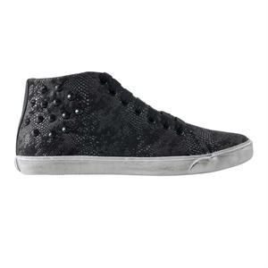 a pie-Zapatillas-Zafiro PD