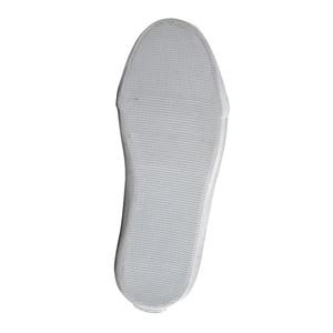 a pie-Zapatillas-Zafiro SN