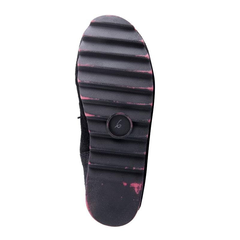 a pie-Botas-Ski SN