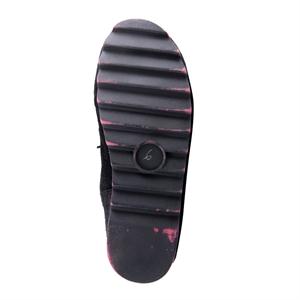 a pie-Botas-Ski SN