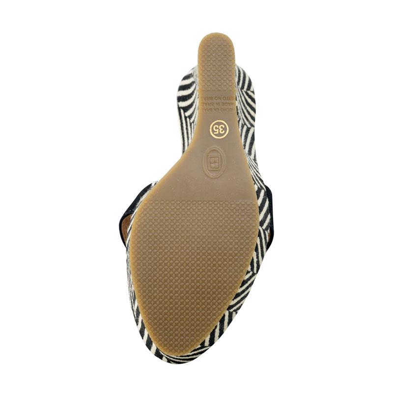 a pie-Zapatos-Cetus SN