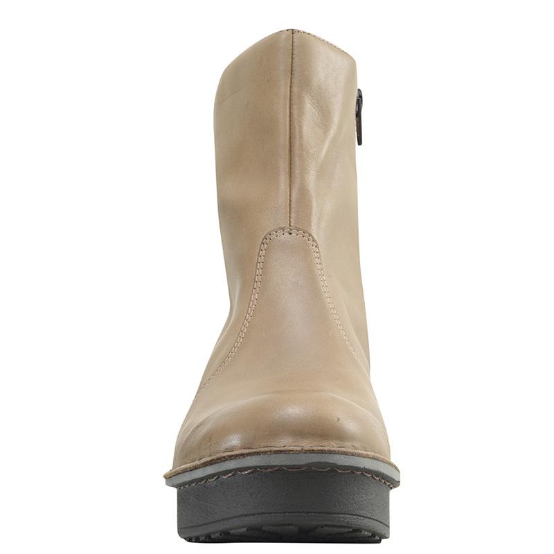 STITCHING-Botas-Bari FN