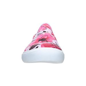 a pie-Zapatillas-Capri FN