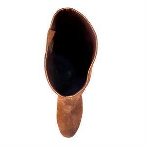 a pie-Botas-Alcala AN