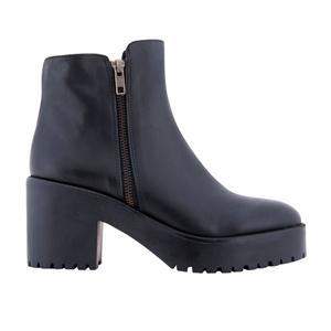 a pie-Botas-Burgos PD