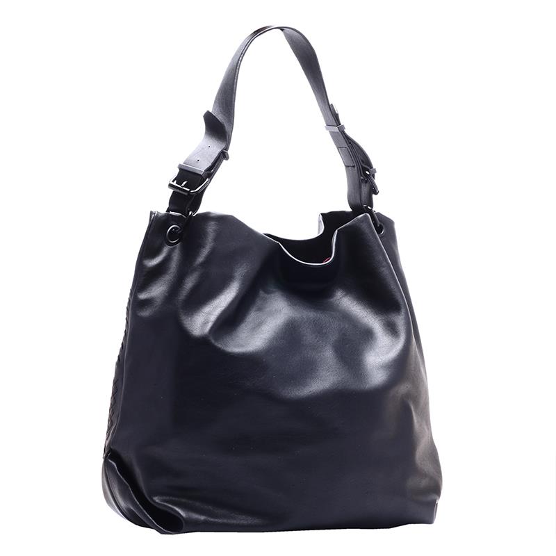 a pie-Cartera-Amadora AN
