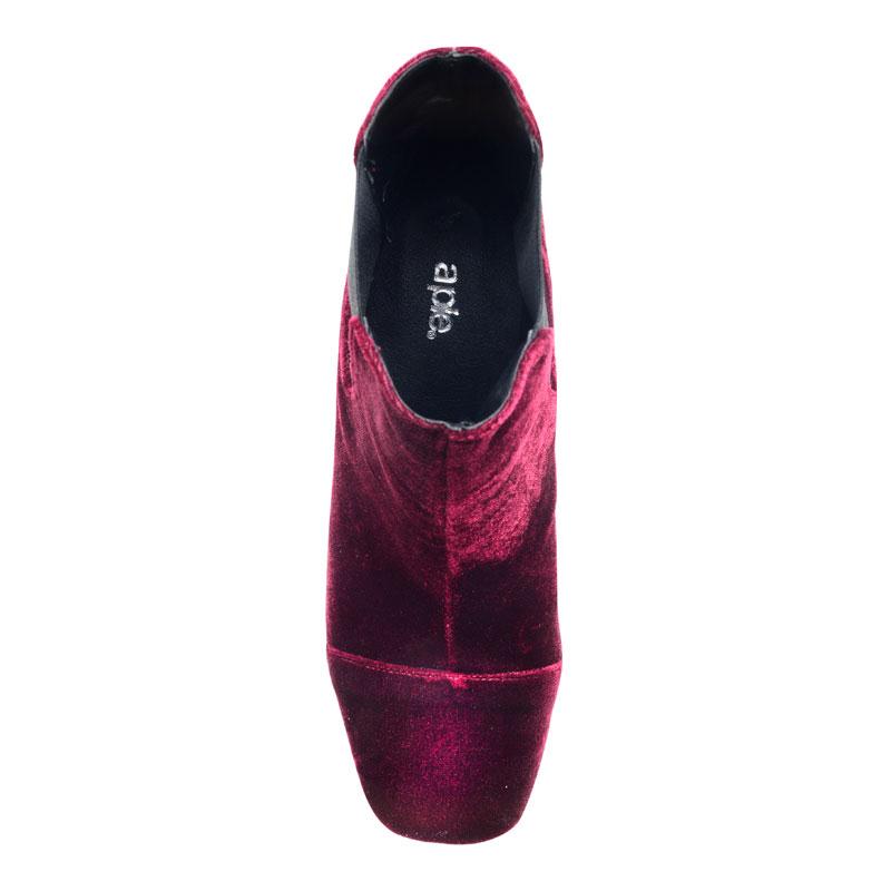 a pie-Botas-Nemesia AN