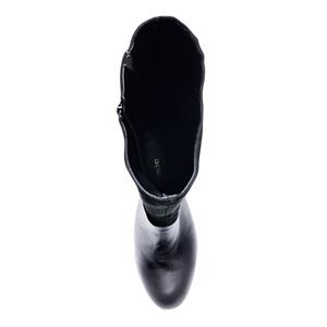 a pie-Botas-Diana AN