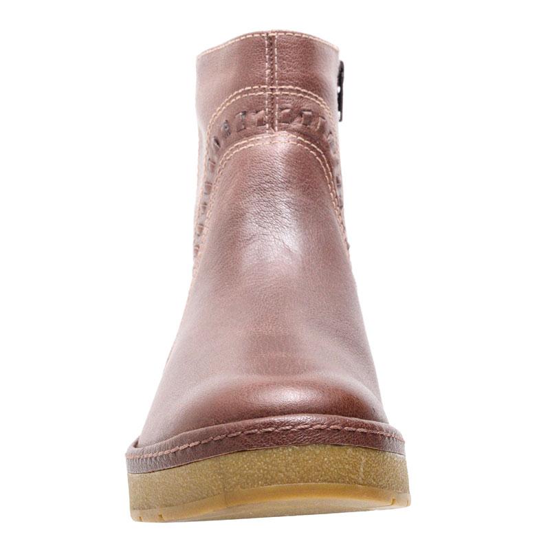 STITCHING-Botas-Corvin FN
