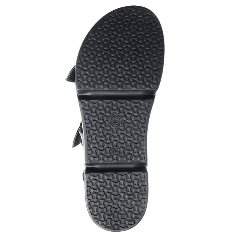 a pie-Sandalias-Jose SN