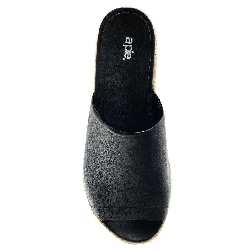 a pie-Zapatos-Mallorca AN