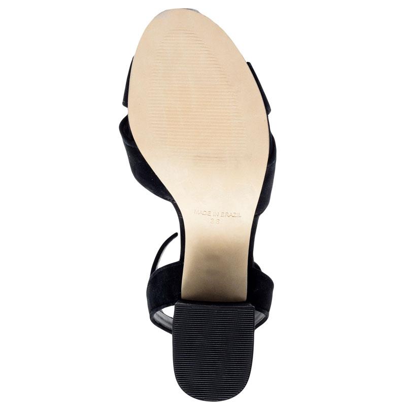 a pie-Zapatos-Ona SN