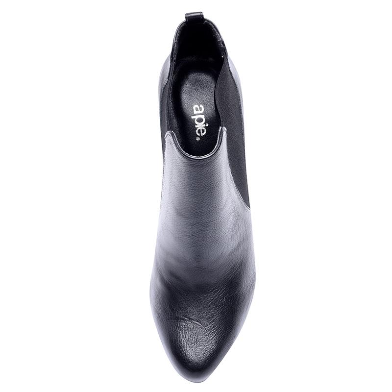 a pie-Botas-Donatella AN