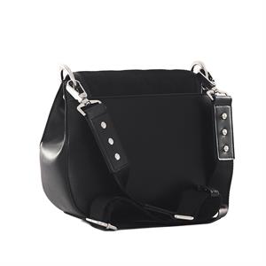 a pie-Cartera-Neira AN
