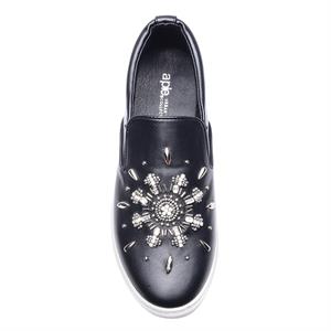 a pie-Sneakers-Mara AN