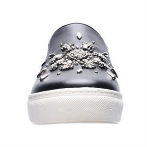a pie-Sneakers-Mara FN