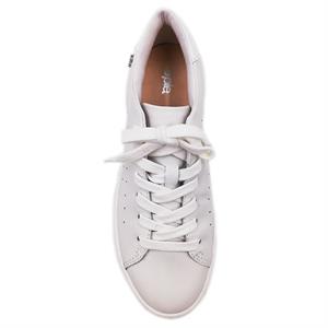 a pie-Sneakers-Blat AN