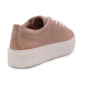 a pie-Sneakers-Biter SN