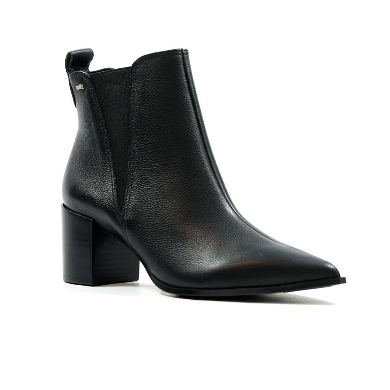 a pie-Botas-Elisa AN