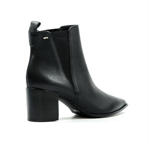 a pie-Botas-Elisa SN