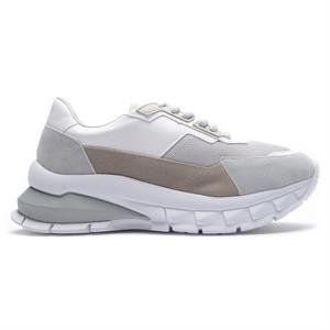 a pie-Zapatillas-Saphire PD