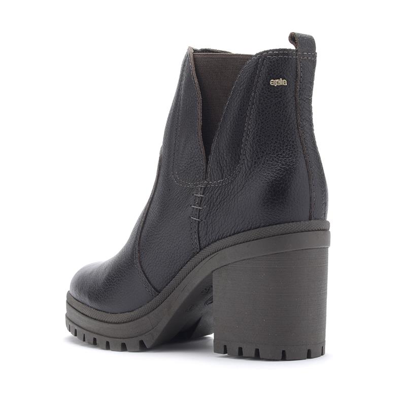 a pie-Botas-Marness SN