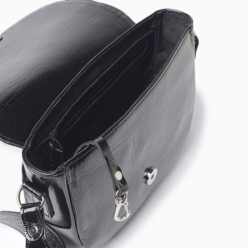a pie-Cartera-2686 Bandolera Casie FN