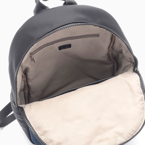 a pie-Mochilas-Mochila Surrey FN