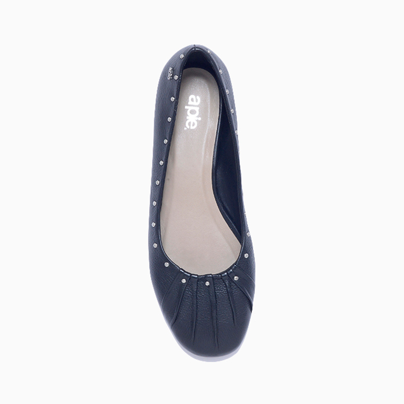 a pie-Balerina-SOLIN AN