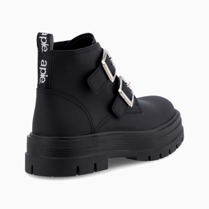 a pie-Botas-Aninne SN