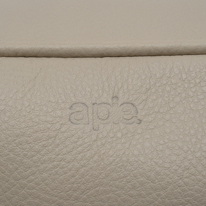 a pie-Riñonera-Rinonera cuero chains Jive FN