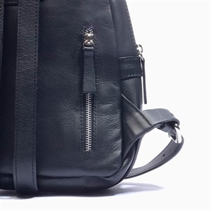 a pie-Mochilas-2602 Mochila Durban Matelasse FN