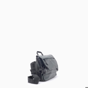 a pie-Cartera-Bandoleras Microfibra AN