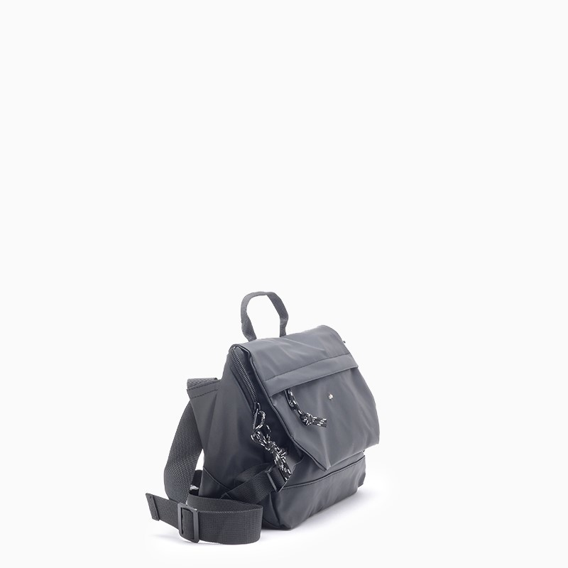 a pie-Cartera-Bandoleras Microfibra AN