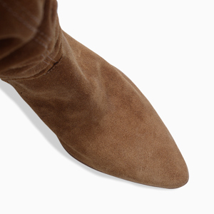 a pie-Botas-Haidi AN