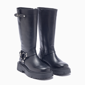 a pie-Botas-Troya FN