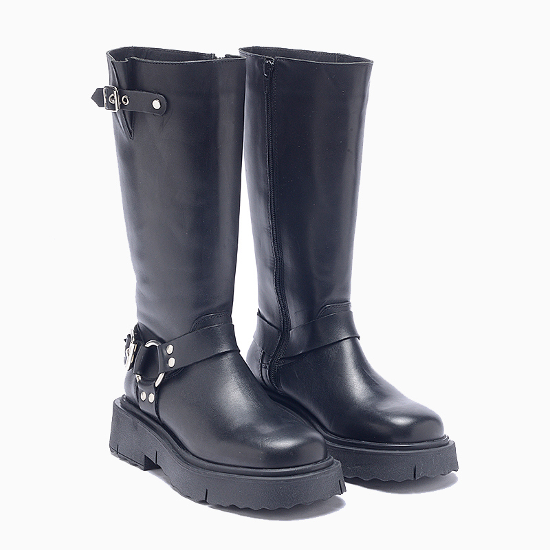 a pie-Botas-Troya FN