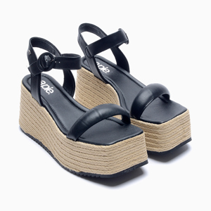 a pie-Plataformas-Barú FN