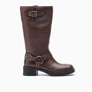 a pie-Botas-MEDEA PD