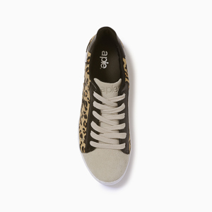 a pie-Zapatillas-BRESCIA AN