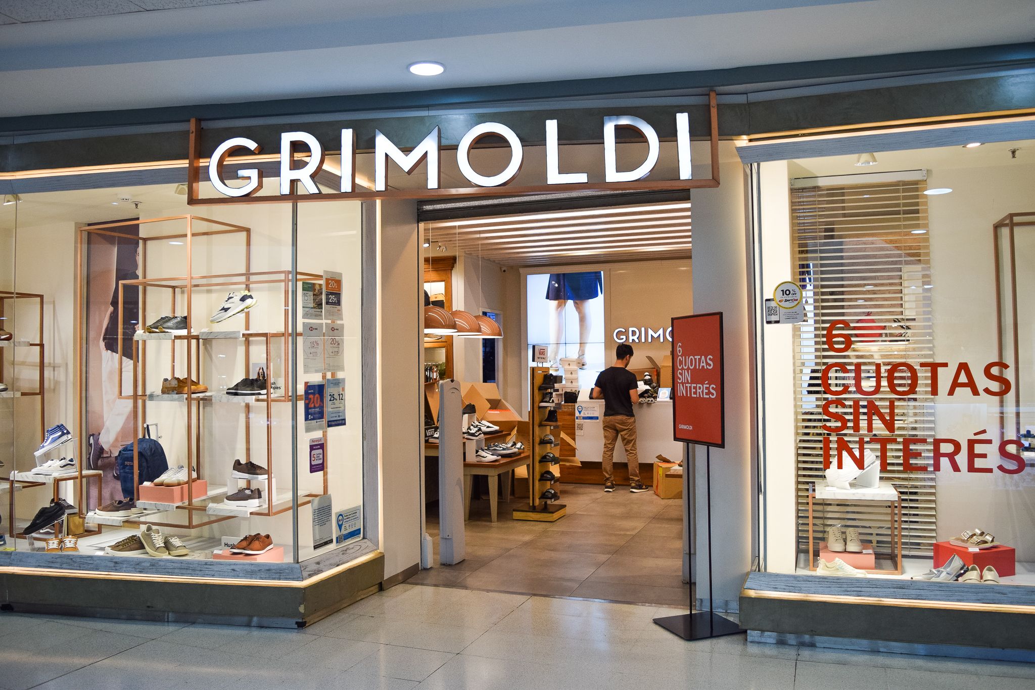 Imagen de la sucursal Grimoldi Devoto Shopping