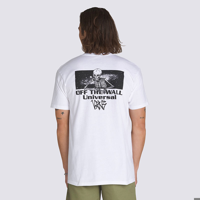 Vans-Remera-Vans Universe SS SN