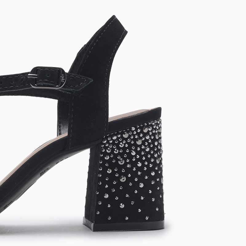 a pie-Taco-Anushka Shinny SN