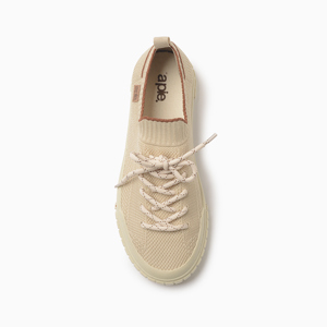 a pie-Zapatillas-Vilena AN