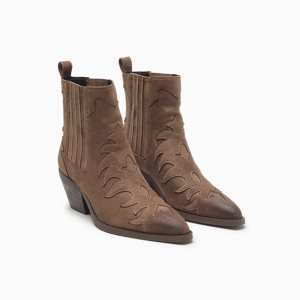 a pie-Texanas-Lexie AN