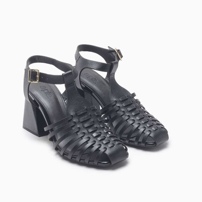 a pie-Taco-Javina SN