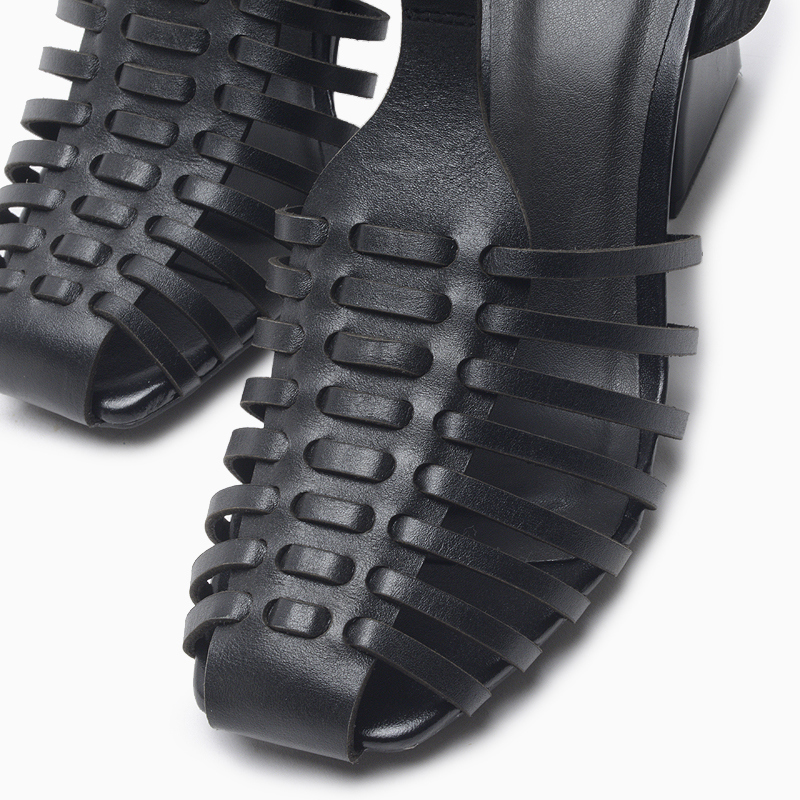 a pie-Taco-Javina FN