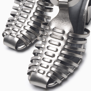 a pie-Taco-Javina FN