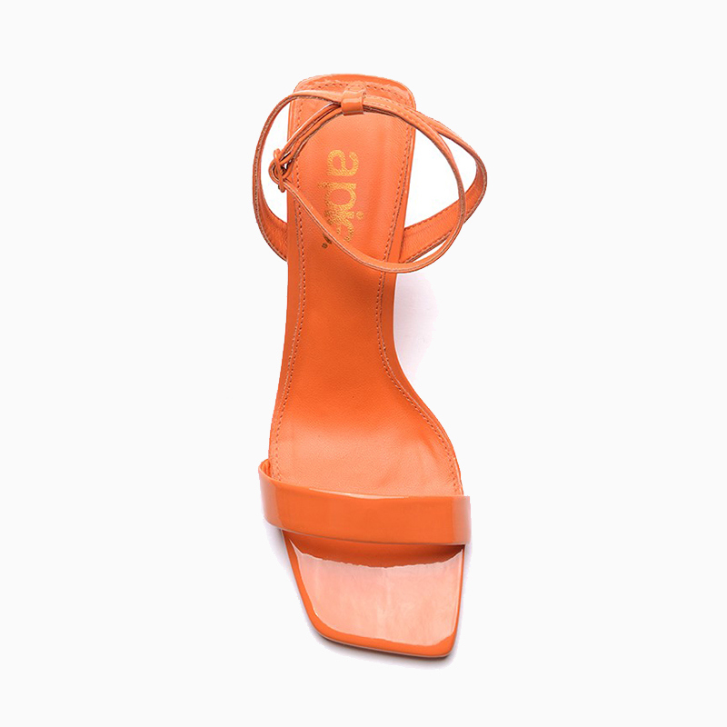 a pie-Sandalias-Rean AN